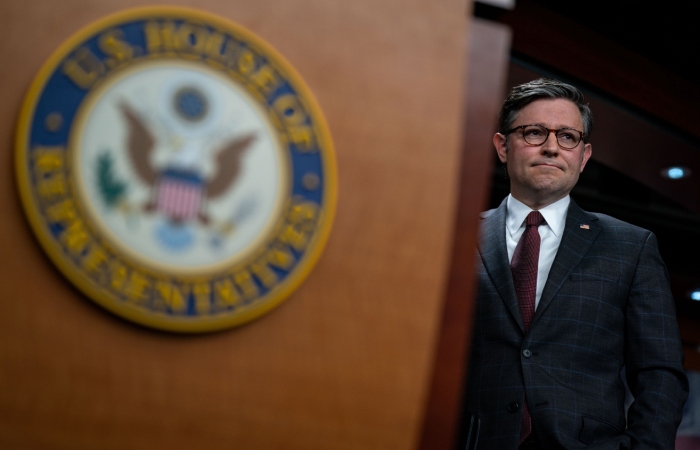 Демократы в палате представителей США требуют рассмотреть законопроект о помощи Украине