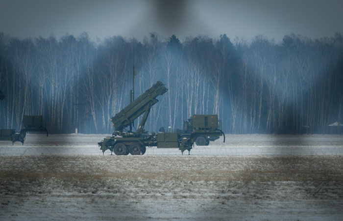 Ракеты комплексов Patriot и С-200 сбиты над Белгородской и Курской областями