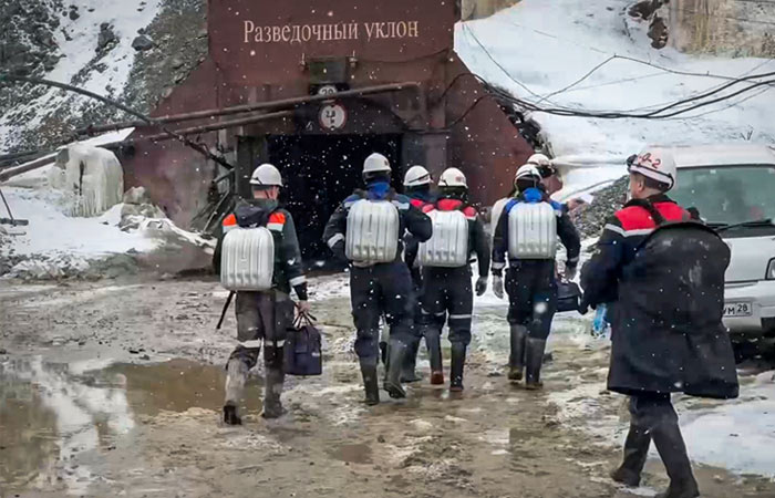 Дело о халатности возбуждено по факту обвала в шахте на руднике "Пионер"