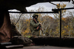 Песков заявил, что из-за вмешательства Запада СВО стала войной