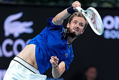 Даниил Медведев вышел в четвертьфинал турнира в Майами