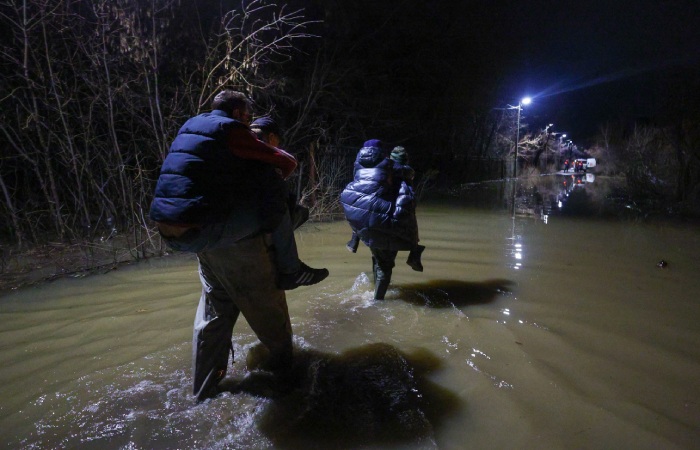Мэрия Орска заявила о необходимости срочной эвакуации жителей 6-го микрорайона