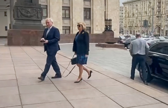 Россия объявила персоной нон грата сотрудника посольства Словении в Москве