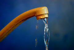 Отключения горячей воды начнутся в Москве с 14 мая