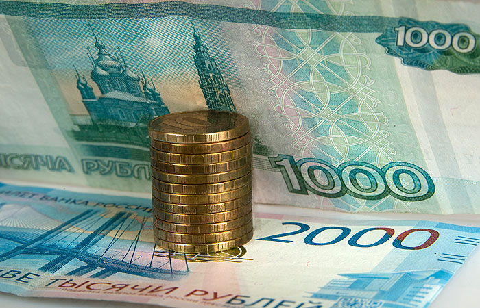 Рубль умеренно укрепился в четверг, частично отыграв потери предыдущего дня