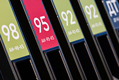 В России выпуск бензина в последнюю неделю апреля вырос на 4,5%