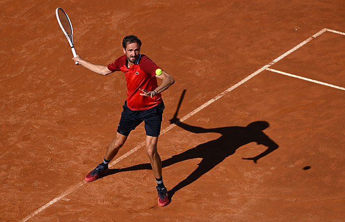 Медведев вышел в третий круг турнира Masters в Риме