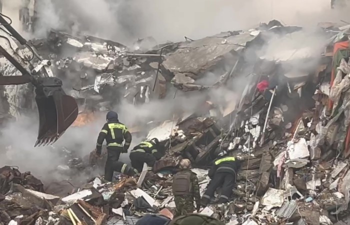 Четыре человека погибли в результате обрушения подъезда дома в Белгороде