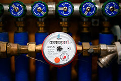 Начало плановых отключений горячей воды в Москве перенесли на 20 мая