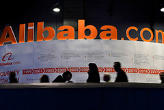 Мосбиржа 22 мая запустит торги фьючерсами на акции Alibaba и Baidu