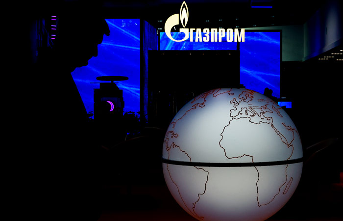 Акции "Газпрома" лидируют в откате вниз на российском рынке акций
