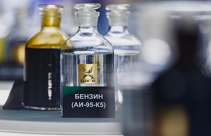 Росстат отметил снижение цен производителей на бензин в мае впервые с начала года