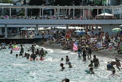 Роспотребнадзор признал пригодными для купания более 2 тыс. пляжей в России