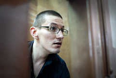 Суд в Москве назначил 12,5 лет колонии гражданину США и РФ Роберту Вудлэнду