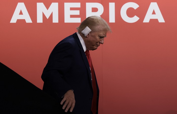 Трамп заявил, что санкционная политика США ухудшает их позицию в мире