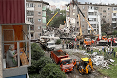 Спасенная при обрушении дома в Нижнем Тагиле девочка находится в тяжелом состоянии