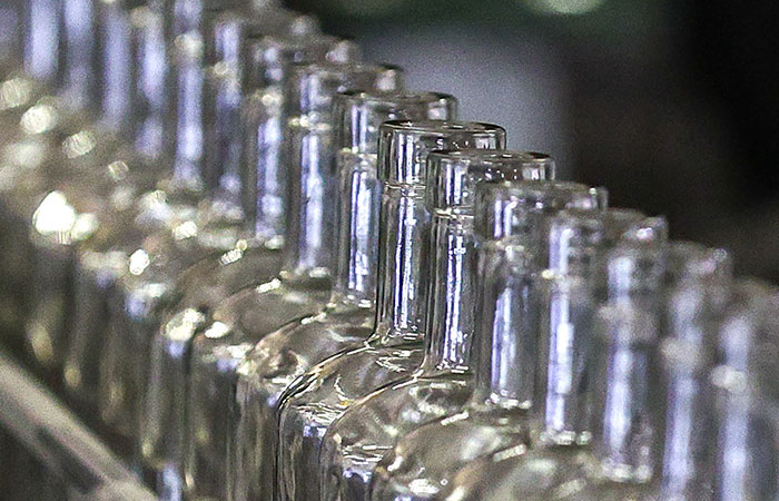 Россия за 7 месяцев увеличила производство шампанского на 32%, водки - на 4,5%