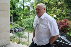 Лукашенко не исключил ухода с поста президента Белоруссии