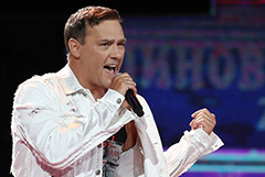 Суд решил, что права на песни Юрия Шатунова принадлежат его семье