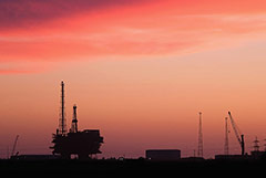 Brent подешевела до $81,34 за баррель после подорожания на 3% днем ранее