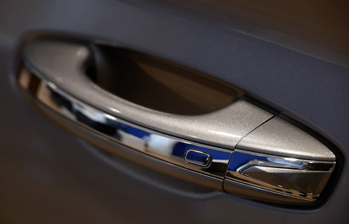 "Автостат" сообщил о росте рынка новых легковых машин в России на 69% за год