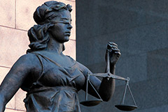 Банк "Точка" начал судебную тяжбу с МТС за товарные знаки