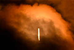 Корабль SpaceX с коммерческим экипажем совершил полет на рекордной высоте