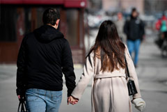 Разрешение на временное проживание в РФ можно будет получить после трех лет жизни в браке