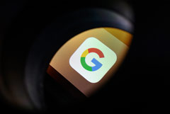 Минцифры заявило, что Google ограничил создание новых аккаунтов в России