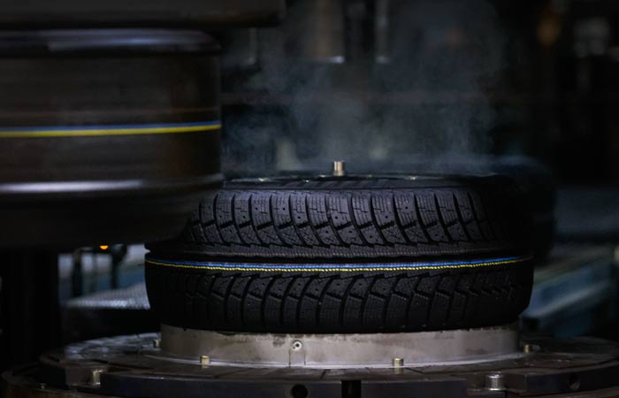Минфин США ввел санкции против производителя шин "Кордиант"