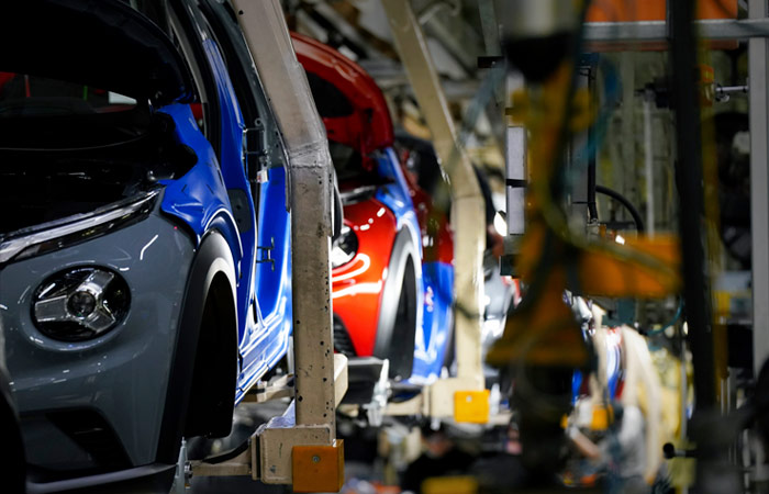 Nissan сократит 9 тыс. рабочих мест и уменьшит производственные мощности на 20%