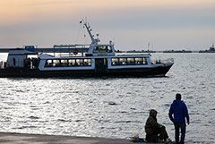 Морской пассажирский транспорт в Севастополе возобновил работу