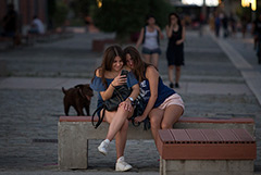 Парламент Австралии обсудит запрет соцсетей для пользователей младше 16 лет