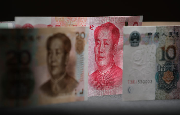 Юань поднялся выше 15 рублей впервые с 29 марта 2022 года