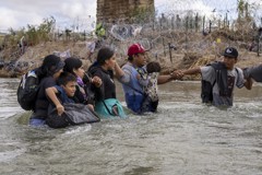 NYT сообщила о рекордно высокой иммиграции в США при Байдене