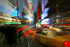 МИД РФ рекомендовал россиянам воздержаться от поездок в США