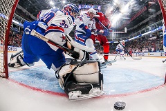 ЦСКА с трудом обыграл СКА после 5:0 в первом периоде