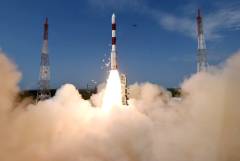 Индийская ракета вывела на орбиту два аппарата для отработки стыковки