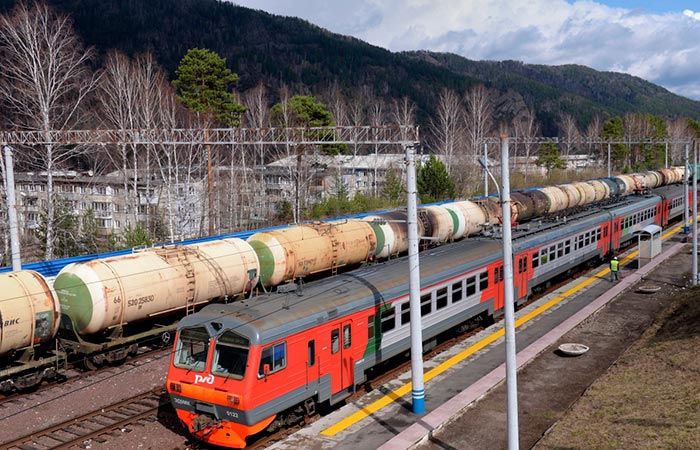 В правительстве продолжают обсуждать вопрос о приоритетности ж/д-перевозки нефтепродуктов