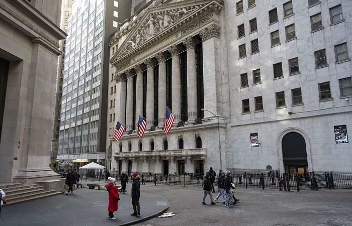 Уолл-стрит закрылась в минусе в пятницу