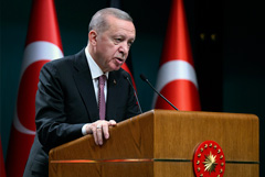 Эрдоган назвал Турцию идеальной для переговоров России и США по Украине