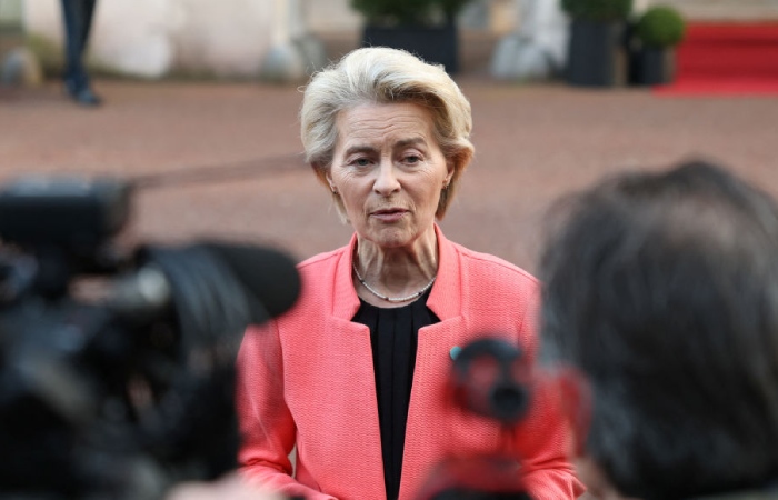 Глава Еврокомиссии высказалась за всеобъемлющие гарантии безопасности Украине