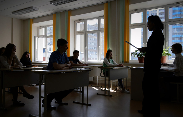 В Минтруде заявили, что только 40-50% выпускников-педагогов устраиваются по специальности