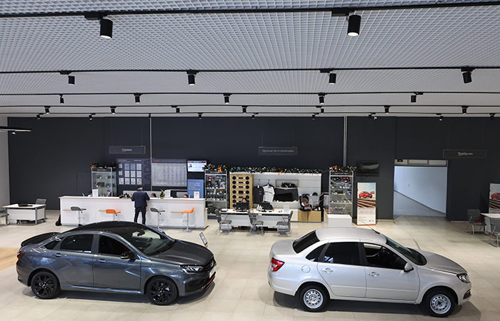 ФАС проанализирует цены на Lada после жалобы ассоциации таксистов