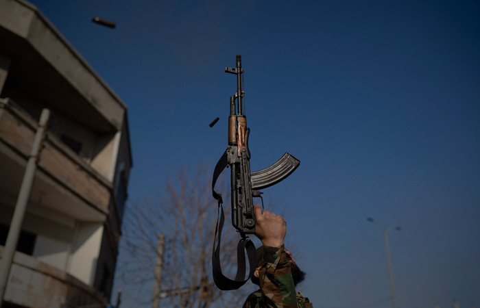 Силы сирийского Минобороны вошли в Тартус для борьбы со сторонниками Асада