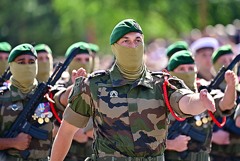 Опрос показал, что почти 60% французов согласны с увеличением оборонного бюджета