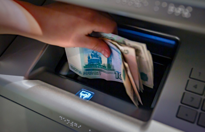 Мишустин заявил, что социальные пенсии увеличатся более чем на 14,5% с 1 апреля