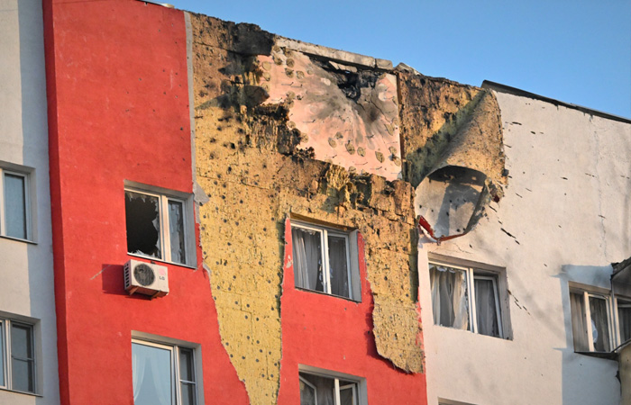 В Москве обломки дрона упали на дом на Домодедовской улице