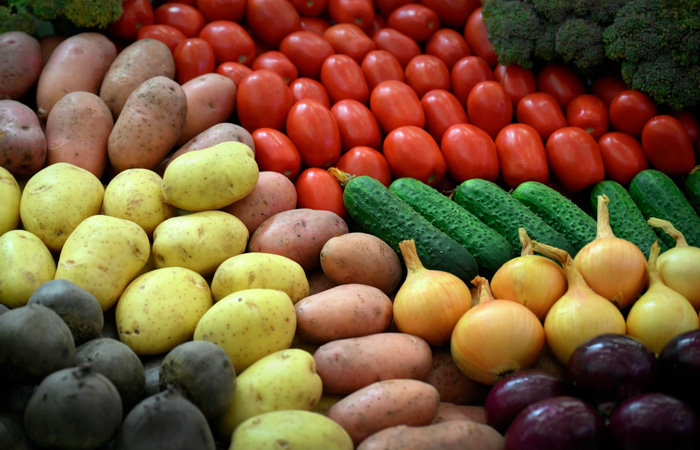 Рост цен на плодоовощную продукцию в РФ за неделю ускорился почти в 3 раза, до 1,3%