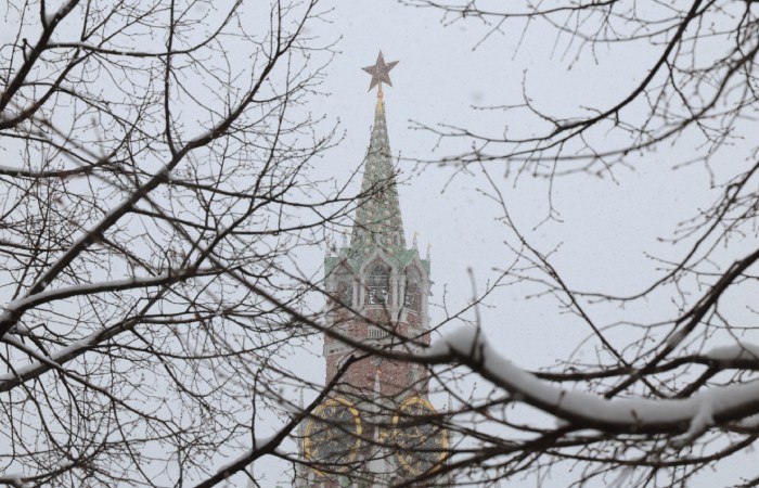 Зимняя погода со снегом сохранится в Москве до конца недели